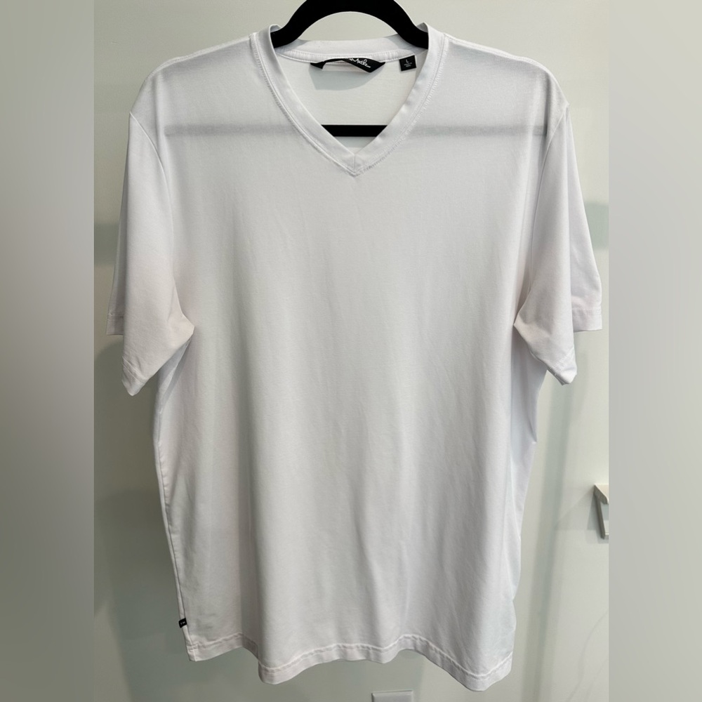 Professional Athletes TravisMathew Performance V-Neck T-Shirt White – Size L